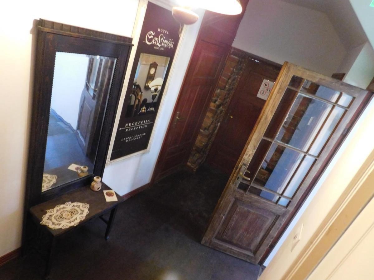 Senliepaja Hotel Luaran gambar