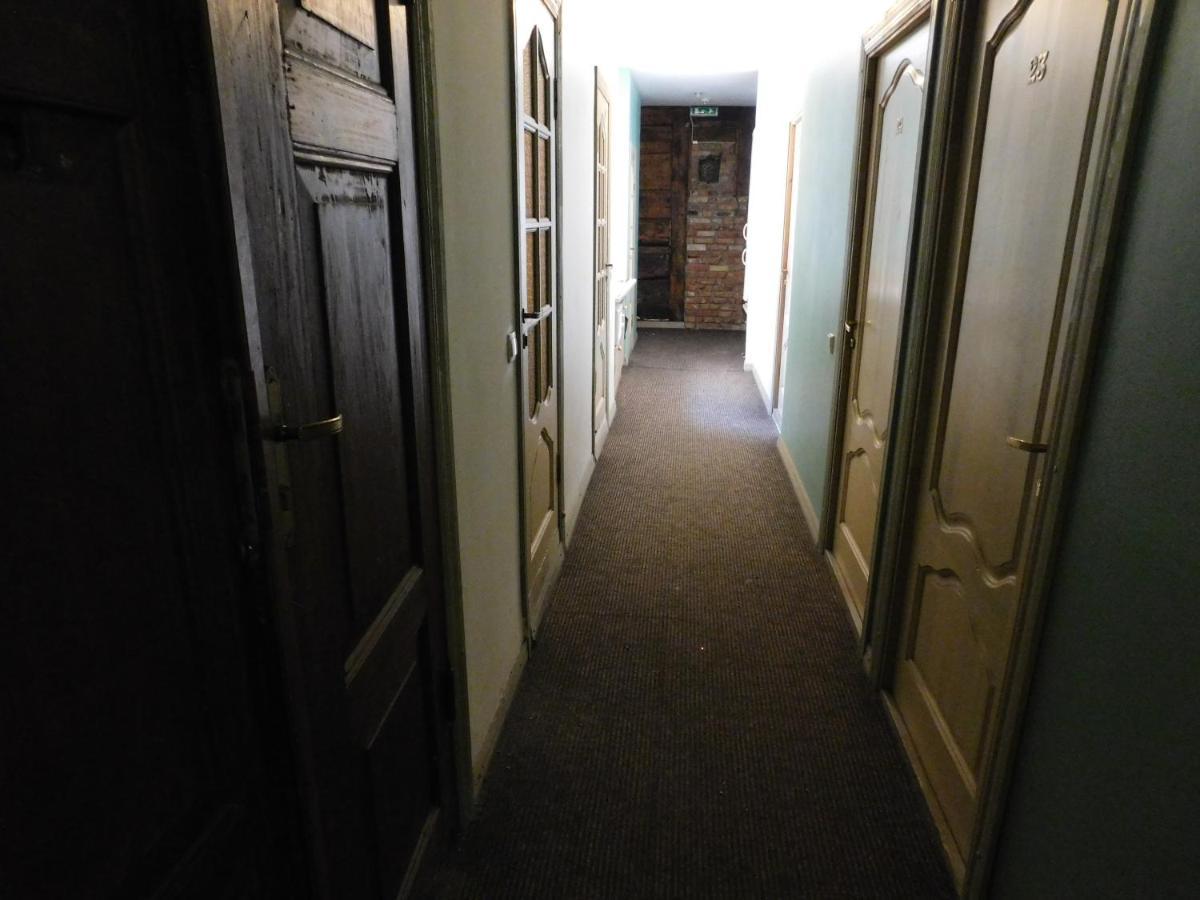 Senliepaja Hotel Luaran gambar